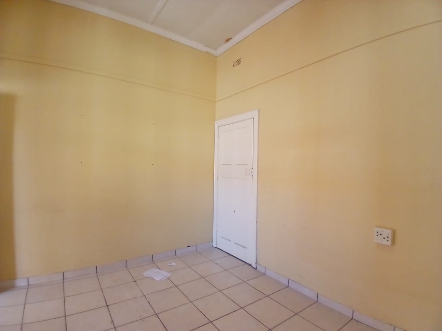 To Let Commercial Property for Rent in Rustenburg Central North West